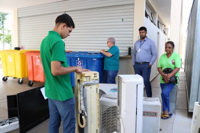 TRE-MT entrega doações para associações de materiais recicláveis 1