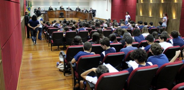 Visita guiada Colégio Notre Dame de Lourdes 02.06.16 - Foto: Alair Ribeiro